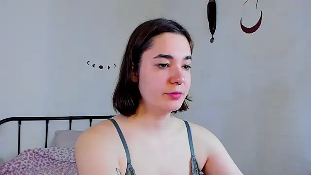 LiyaFly online show from May 18, 5:35 am