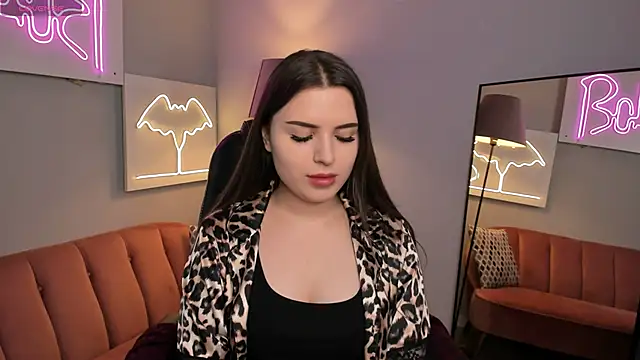 AliceLiador  online show from April 26, 2:59 pm