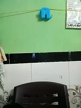 Lusi G online show from April 18, 9:45 am