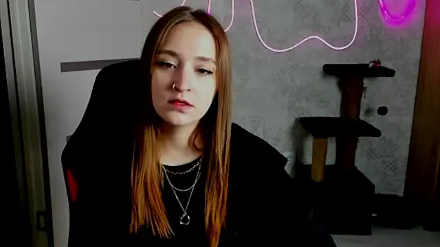 sara rosseee online show from April 23, 4:31 pm