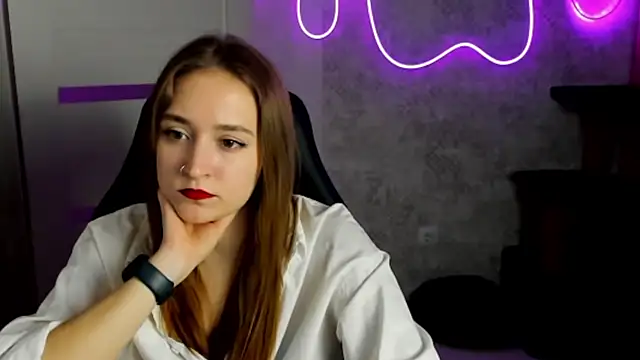 sara rosseee online show from April 22, 5:32 pm