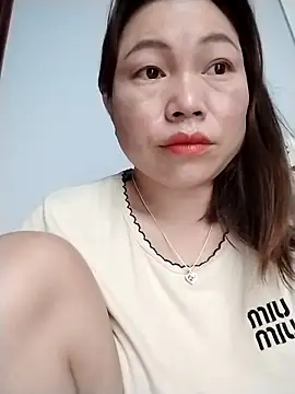 Cong2211 online show from April 18, 10:31 pm