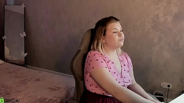 Kristen Gibbs online show from May 10, 9:00 am