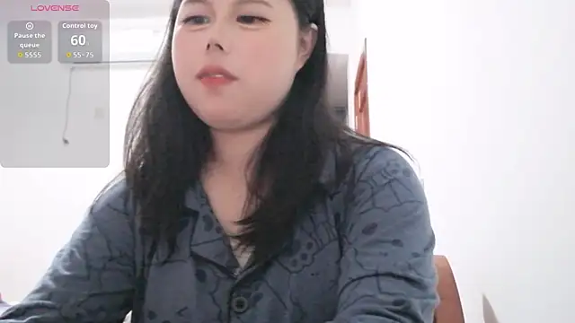 66-hannah-66 online show from April 23, 2:52 pm