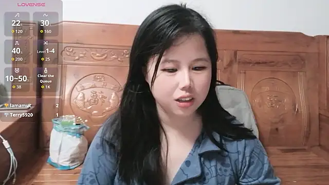 66-hannah-66 online show from April 26, 1:42 pm