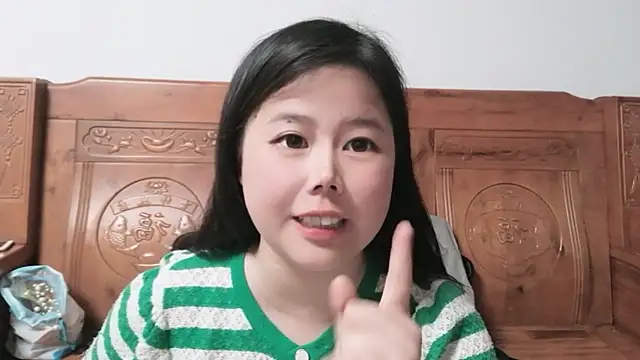 66-hannah-66 online show from April 25, 1:41 pm