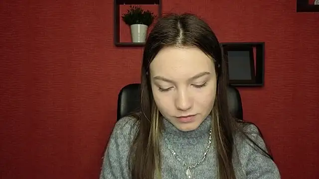 AliceAdama online show from April 19, 9:09 am