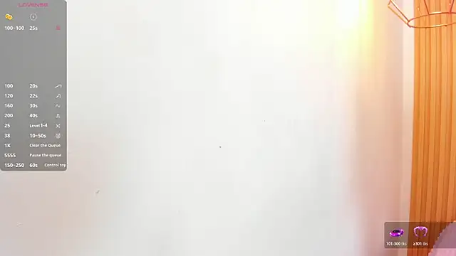 ValeryUzman online show from May 15, 11:24 am
