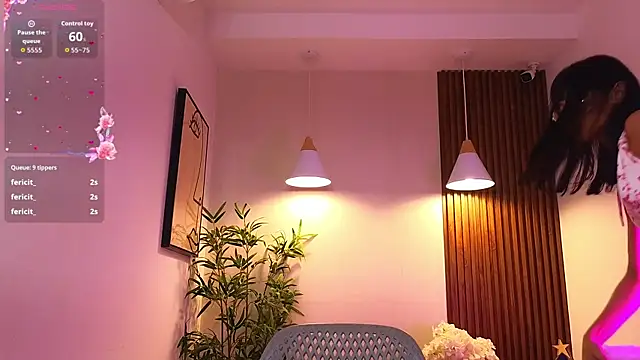 Cherry Vixen  online show from July 17, 10:57 pm