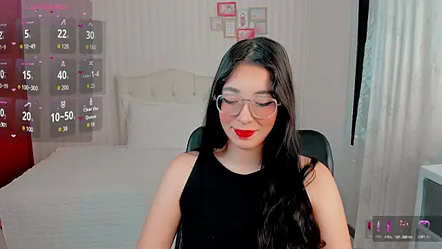 hottie emma james online show from April 20, 12:02 am