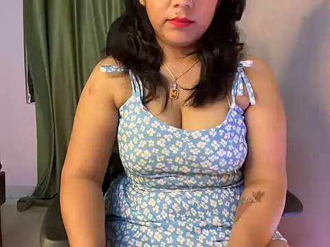 Sexy Sunanda Bhabhi  online show from June 5, 7:25 am