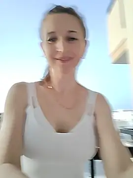 irresistibelle online show from June 18, 5:18 pm