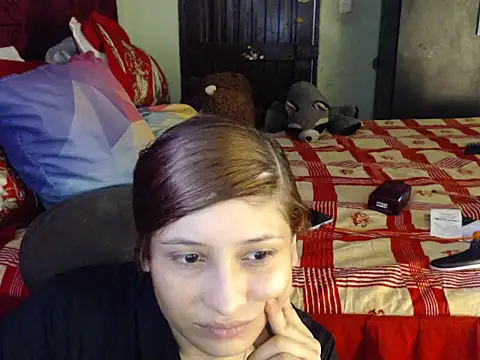 AnnieLorin online show from April 29, 4:42 pm