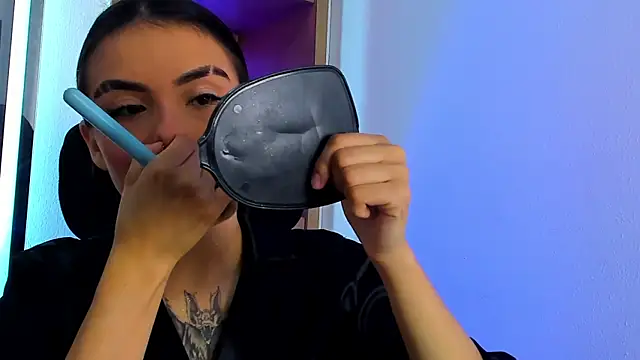 isabella hv online show from June 15, 6:19 pm