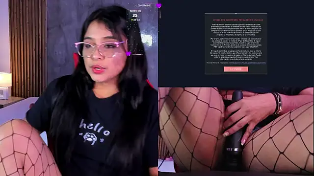 LuciaReid online show from April 29, 12:19 pm