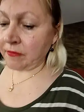 I amVeronicle online show from June 7, 2:02 pm