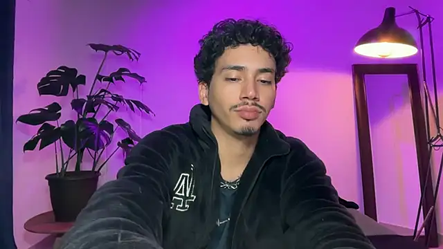Noah and Steven online show from July 2, 3:18 pm
