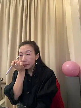 summer0430 online show from May 18, 12:42 am
