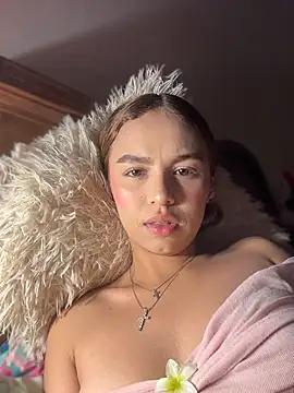 MaelyClaire online show from April 23, 3:25 am