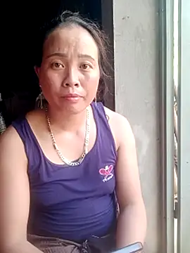 phuongtrinh1 online show from July 4, 9:49 am