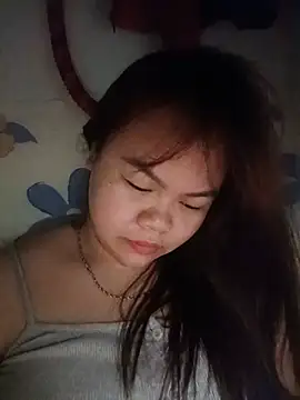 Truxcy1 online show from May 22, 7:23 pm