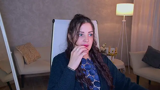 AureliaVane online show from June 17, 4:08 pm