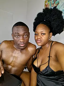 B-E Temptations online show from April 21, 1:18 pm