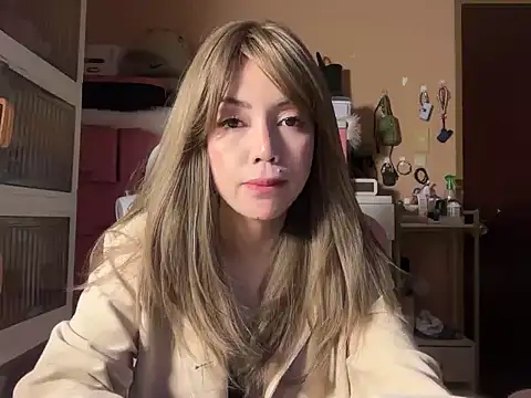 sweet glam online show from July 18, 8:06 am