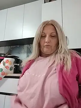 Divineblond online show from April 22, 10:29 pm