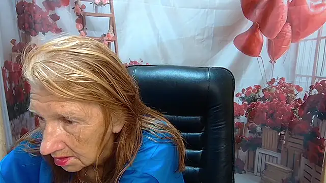 AliceWriter online show from July 4, 11:06 am