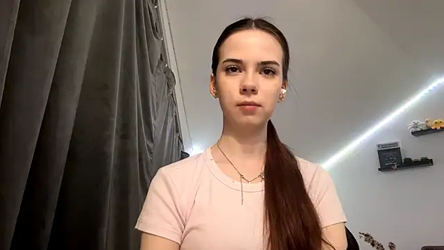 JoellaGrode online show from May 14, 8:36 pm