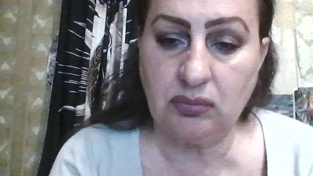 LoaqLovew online show from April 24, 12:19 pm