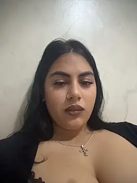 LilyLovell online show from May 19, 4:47 pm