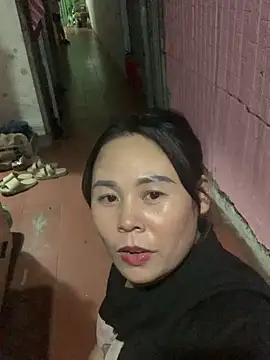 Helen-baby online show from April 24, 3:15 pm