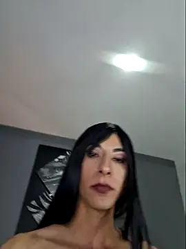 kandyts online show from May 15, 10:45 pm
