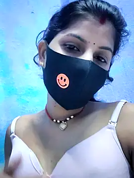 RUHI 1143 online show from July 4, 9:10 pm