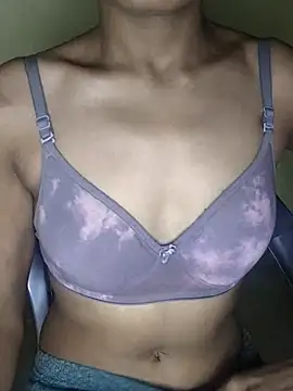 Niya  online show from April 26, 10:29 pm