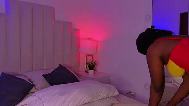 Ariadna24  online show from May 4, 2:59 am