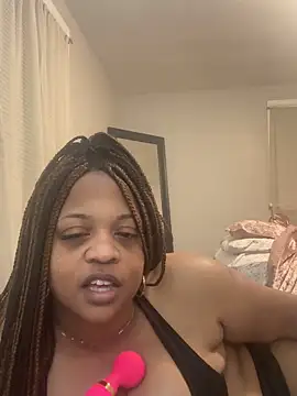 richierichelle online show from April 29, 3:32 am