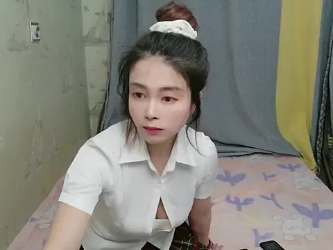 xiaoxiaohong030 online show from April 25, 1:41 pm