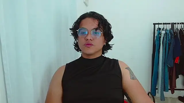 Diane exotic online show from June 10, 11:47 pm