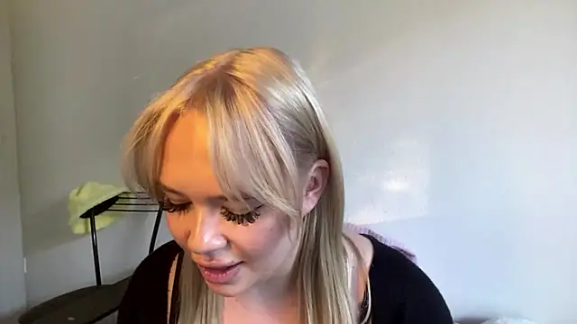 GooLana online show from April 26, 3:10 pm