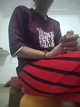 ESHA-LOVE online show from May 14, 10:59 pm