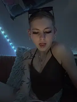 Lina-420 online show from May 30, 8:16 pm