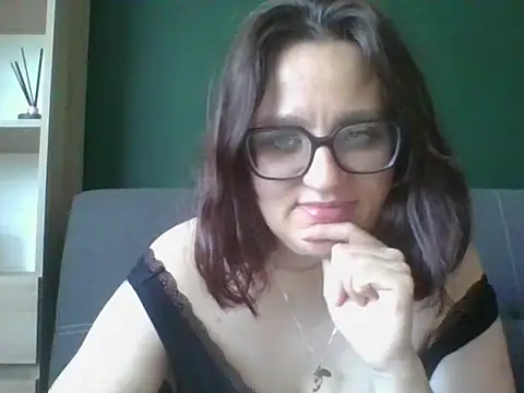 sensual paris online show from May 26, 5:29 am