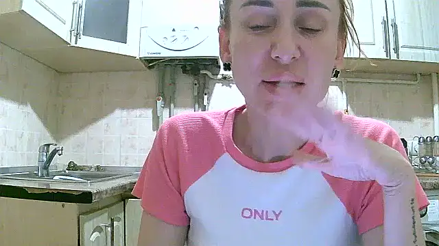 GlarysLoveresx online show from June 12, 10:51 pm