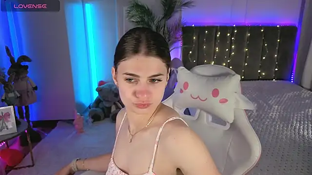 Dayana Mood online show from May 26, 6:35 am