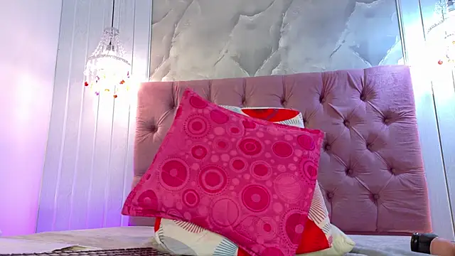 RenataPeach online show from July 7, 7:23 am