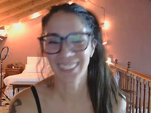 Lulu82xxx online show from April 28, 10:24 pm