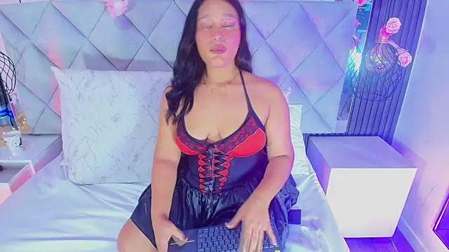 Sara Chanel  online show from April 30, 12:05 am